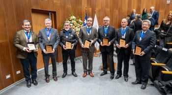 Universidades Regionales distinguen a personas e instituciones por su destacada contribución al desarrollo cultural, social y político en los territorios