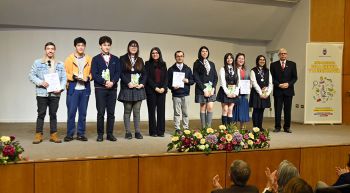 Premian a estudiantes que participaron en la Feria Nacional de la Ciencia y la Tecnología UBB