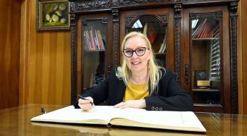 Visita de la Embajadora de Finlandia