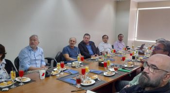 VRA presentó balance de evaluación de desempeño académico y define directrices y mejoras para 2026