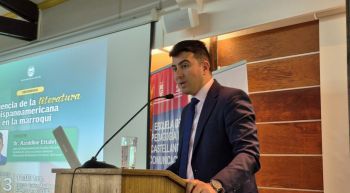 Académico marroquí expuso en la UBB sobre la influencia de la literatura hispanoamericana
